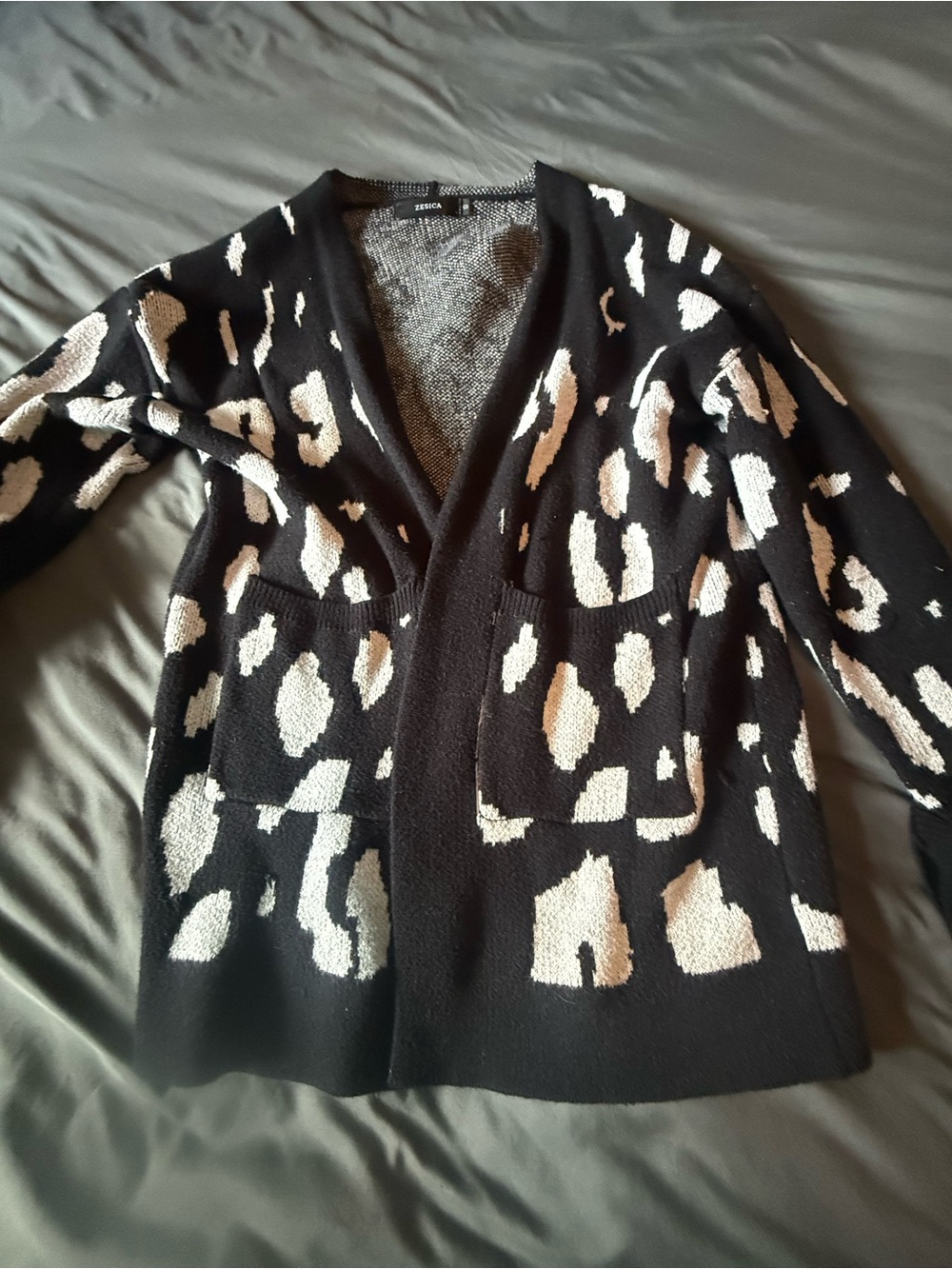 Black and Cream Animal-Print Open Cardigan Sweater - Unbranded